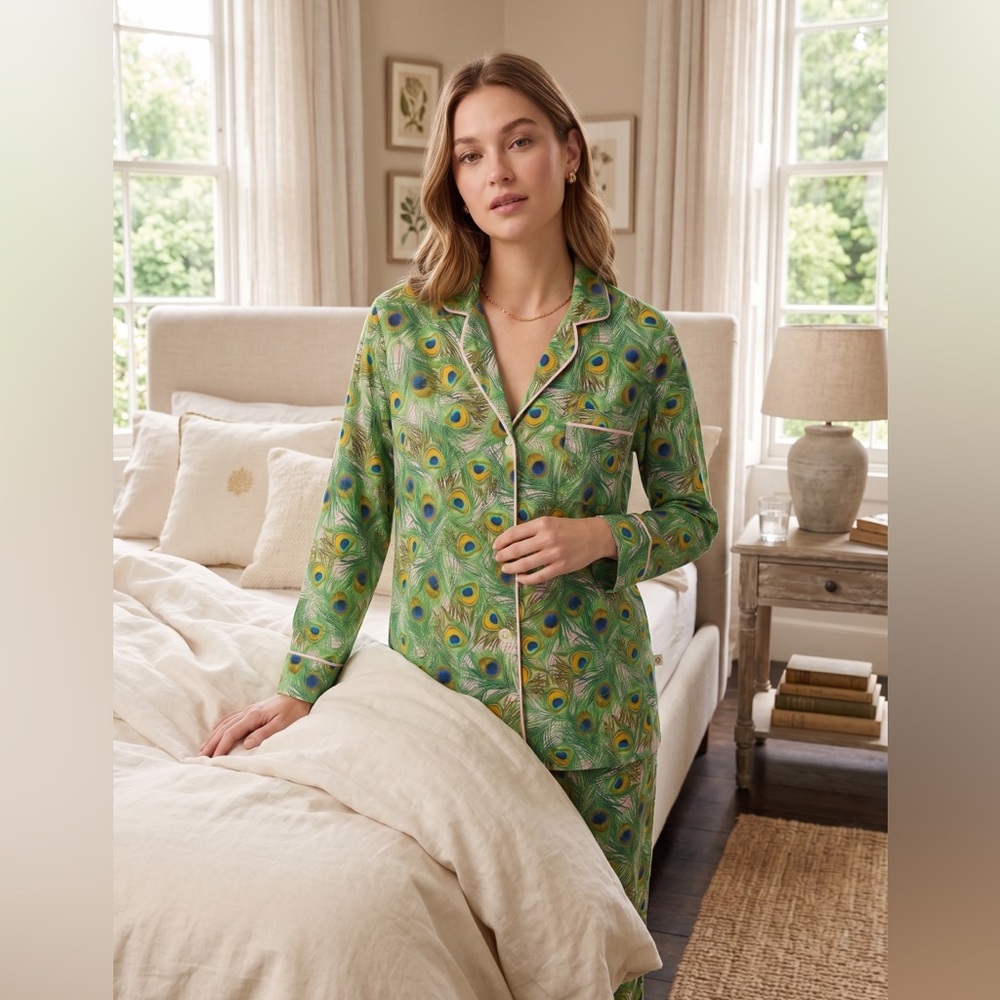 Bed Head Peacock Print 100% Fine Cotton Button Down Long Sleeve Pajama Top Small